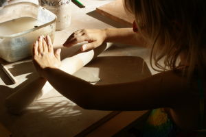 Découverte de la poterie durant les vacances