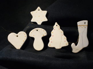 suspentions de noël blanches